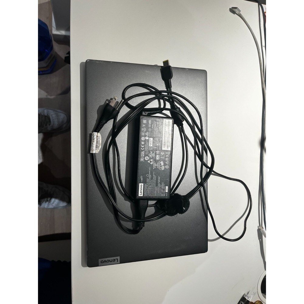 Lenovo S740-15IRH 15.6" 4K UHD Touch i9-9880H 16GB 1TB SSD 1650 MaxQ W10H